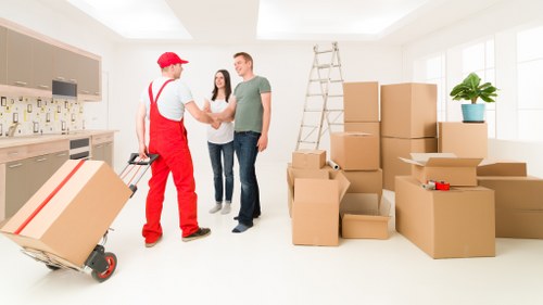 Secure moving boxes and wrapping materials for a Harringay packing service